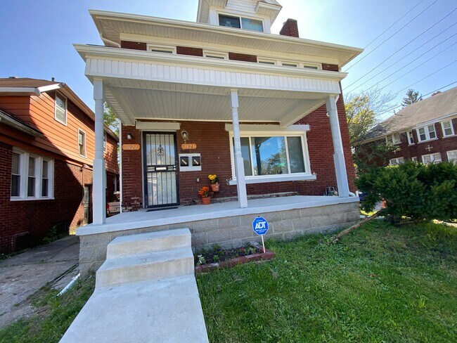 3821 Taylor St in Detroit, MI - Building Photo - Building Photo