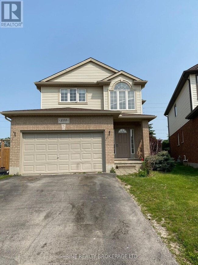 property at 899 Bradshaw Crescent