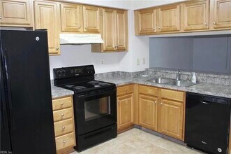 2548 Cove Point Pl in Virginia Beach, VA - Building Photo - Building Photo