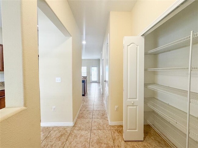 8542 Gablebend Way in Tampa, FL - Building Photo - Building Photo