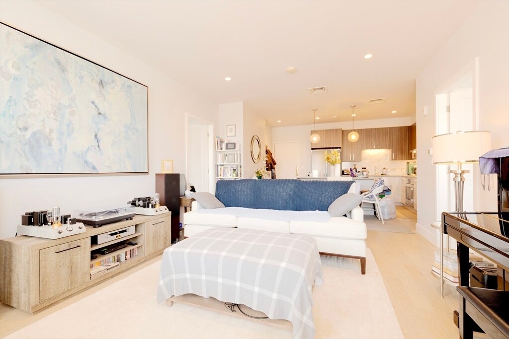 44-50 Symphony Rd in Boston, MA - Building Photo