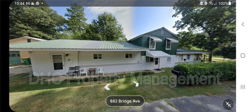 882 Bridge Ave in Forest Park, GA - Building Photo