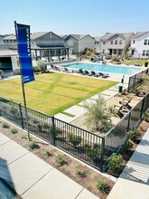 2821 E Tamarind Dr in Clovis, CA - Building Photo - Building Photo