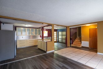 209 N Lipona Rd in Tallahassee, FL - Building Photo - Building Photo