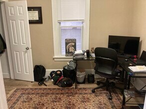 1726 N Pulaski St, Unit #2 in Milwaukee, WI - Building Photo - Building Photo