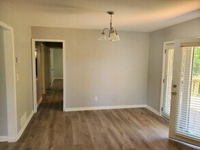 4867 Flint Hill Rd SW in Austell, GA - Building Photo - Building Photo