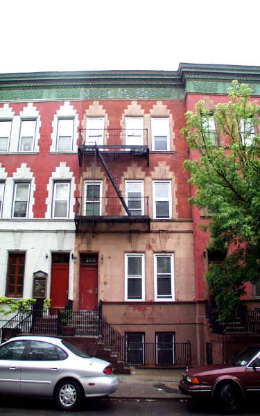 206 W 138th St in New York, NY - Building Photo