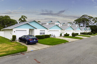 Villas of Suntree in Melbourne, FL - Building Photo - Building Photo