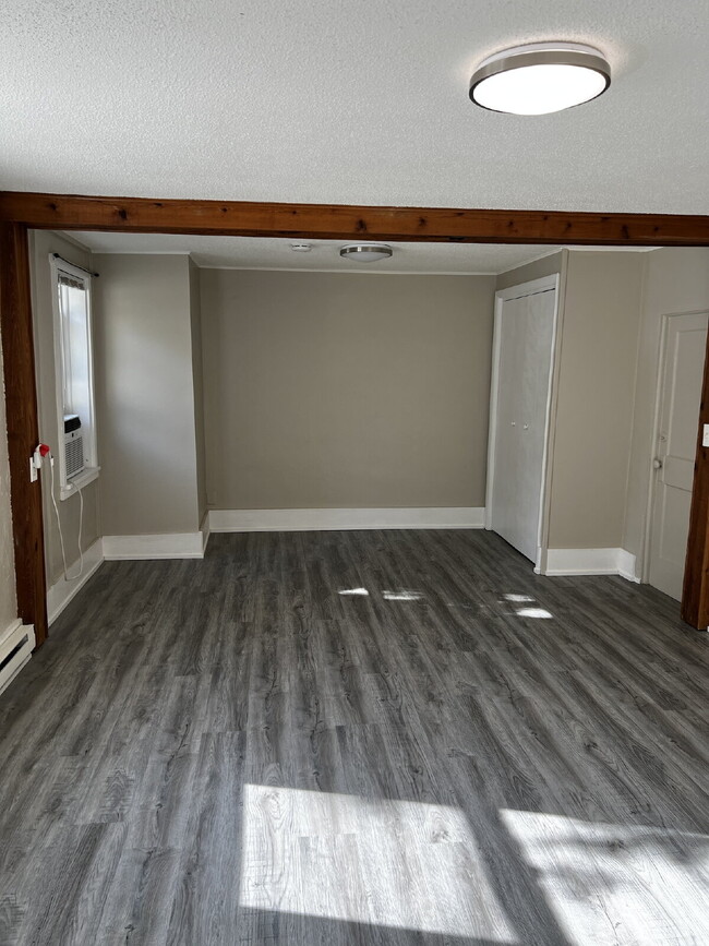 property at 657 Main St NW