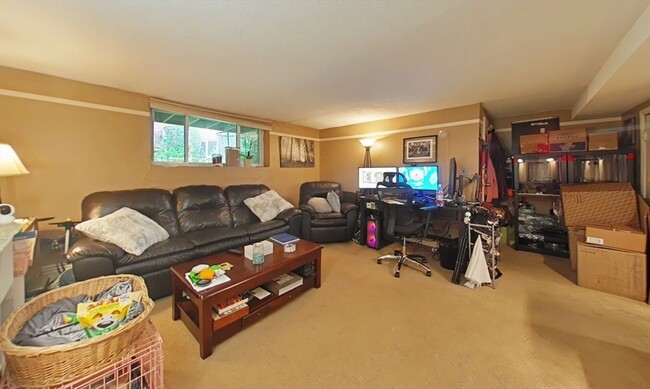33 Westgate Rd, Unit #1