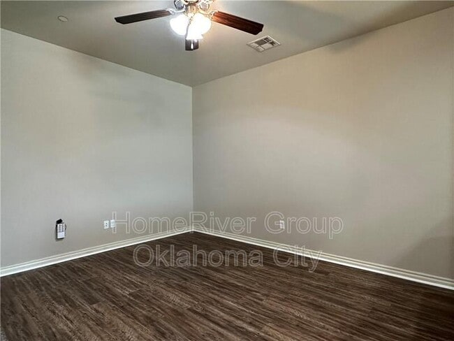1007 SW 92nd St in Oklahoma City, OK - Building Photo - Building Photo
