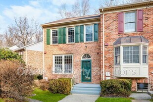 5461 Grove Ridge Way in North Bethesda, MD - Building Photo