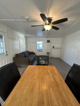 9 M St in Hampton, NH - Building Photo - Building Photo