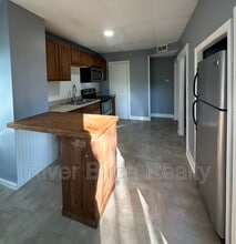 613 S 5th St in Springfield, IL - Building Photo - Building Photo