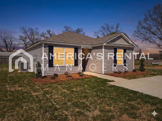14301 Buttercup Wy in Tuscaloosa, AL - Building Photo - Building Photo