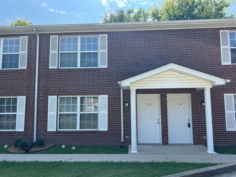 1512 Center Pt in Murfreesboro, TN - Building Photo