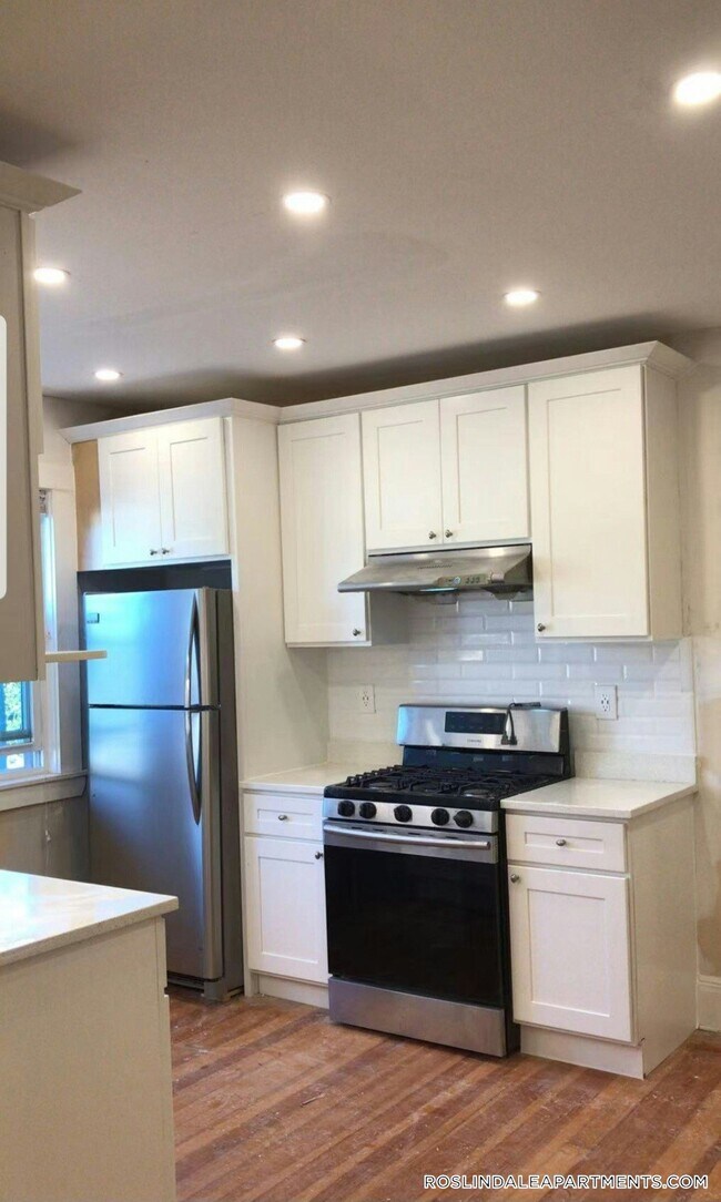 3957 Washington St, Unit 3L