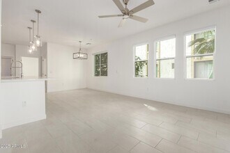 2511 W Queen Creek Rd, Unit 159 in Chandler, AZ - Building Photo - Building Photo