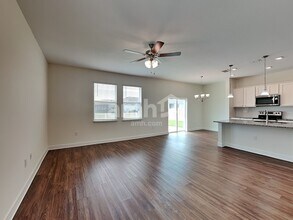 4536 Reisswood Loop in Palmetto, FL - Building Photo - Building Photo