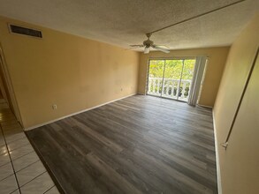 3704 Broadway in Ft. Myers, FL - Building Photo - Building Photo