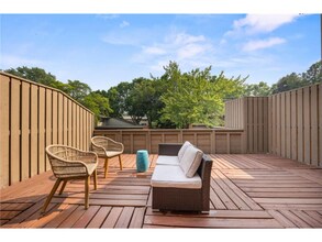 10329 Scarborough Rd in Minneapolis, MN - Building Photo - Building Photo