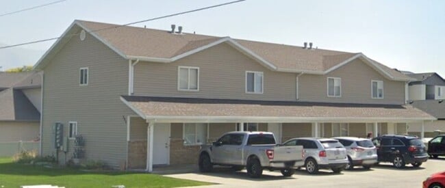 property at 505 W 350 N