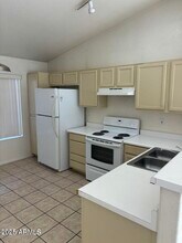 9975 W Monterosa Ave in Phoenix, AZ - Building Photo - Building Photo