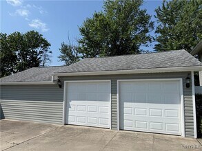 7211 Packard Rd in Niagara Falls, NY - Building Photo - Building Photo