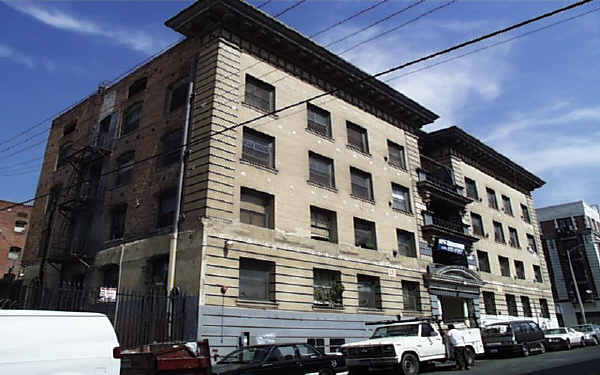 685 S Witmer St in Los Angeles, CA - Building Photo - Building Photo