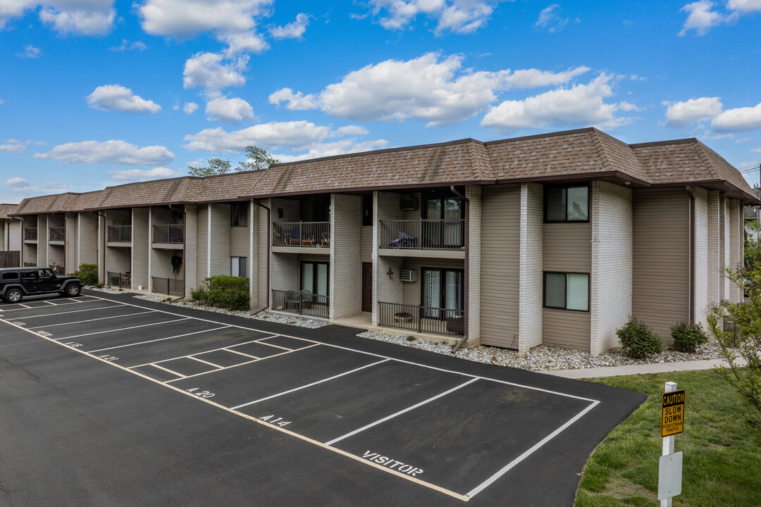 Bayview Condominium in Highlands, NJ - Building Photo