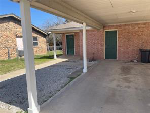 502 N Sewell Dr in Decatur, TX - Building Photo - Building Photo