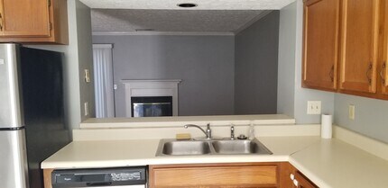 472 Claircrest Dr, Unit Claircrest in Antioch, TN - Building Photo - Building Photo