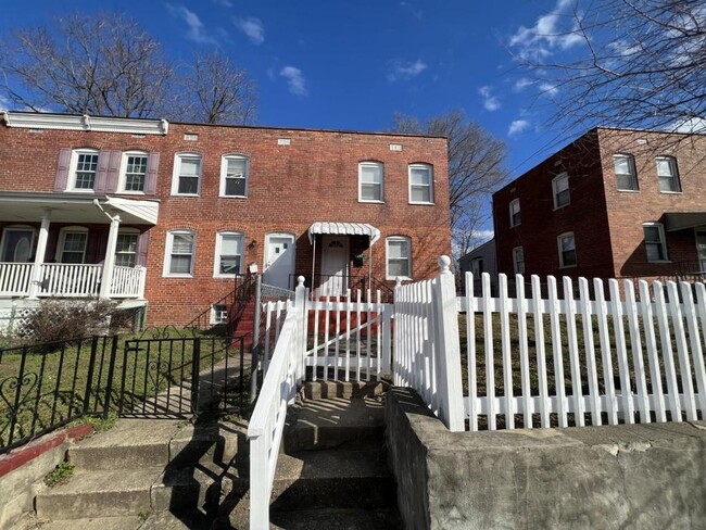 5327 Wasena Ave in Baltimore, MD - Building Photo - Building Photo