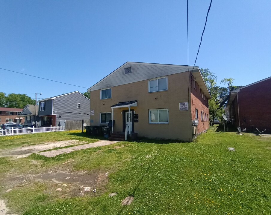 2408 Maltby Ave, Unit 2408 Maltby #B in Norfolk, VA - Building Photo