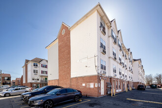 646 Emerald St in Brooklyn, NY - Building Photo - Building Photo