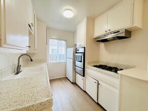 3645 Kelton Ave, Unit 1 in Los Angeles, CA - Building Photo - Building Photo