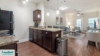 2745 Westpointe Dr in New Braunfels, TX - Building Photo - Building Photo