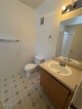 3961 Danny Melamed Ave in Las Vegas, NV - Foto de edificio - Building Photo