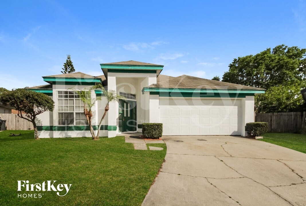 10272 Willowemac Ct in Orlando, FL - Foto de edificio