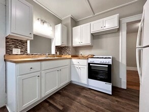 1768 Elwood St in Muskegon, MI - Building Photo - Building Photo