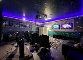 9048 Sand Trap Dr in Four Corners, FL - Building Photo