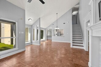 8522 Scenic Green Dr in Houston, TX - Building Photo - Building Photo