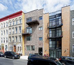 98 Diamond St in Brooklyn, NY - Building Photo - Building Photo