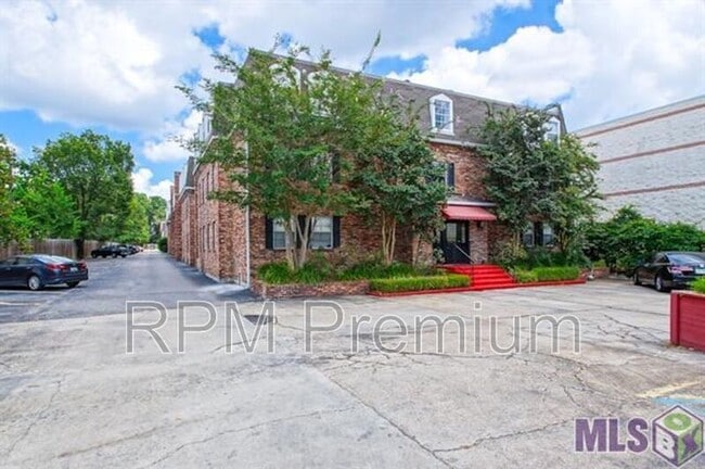 property at 4735 Government St