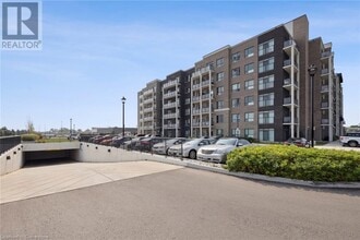 5055 Greenlane in Lincoln, ON - Building Photo - Building Photo