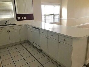 9041 Meadow Vista Rd in Charlotte, NC - Building Photo - Building Photo