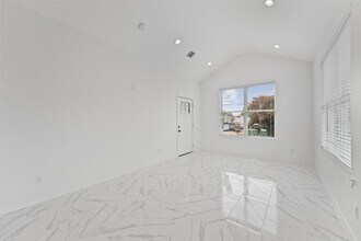 225 Royder St in Houston, TX - Building Photo - Building Photo