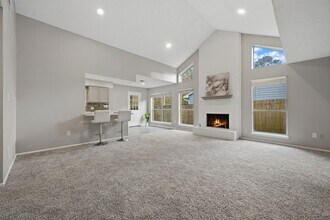 17318 Broken Back Dr in Crosby, TX - Building Photo - Building Photo