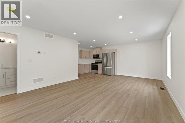 property at 2469 Front Rd