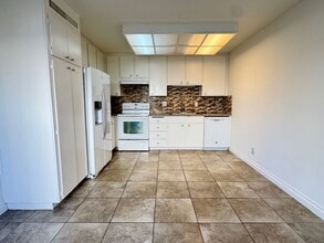 1693 Orinda Ct in Thousand Oaks, CA - Building Photo - Building Photo